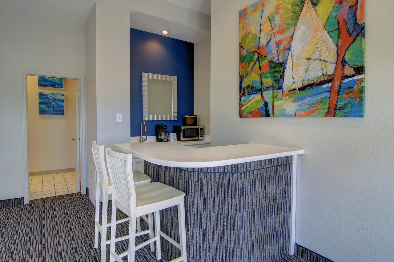 Alister Square Port Aransas
