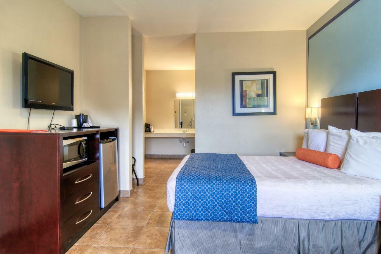 Alister Square Motel 3*